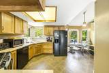 997 Lake Ridge Dr - Photo 8