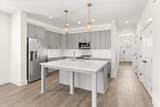 2045 Oakwood Ave - Photo 10