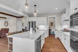 5574 Dowlen Rd - Photo 20