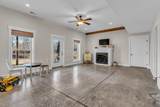 5574 Dowlen Rd - Photo 39