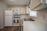2594 Exeter Dr - Photo 15