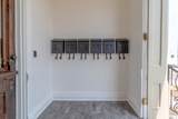 305 Main St - Photo 5