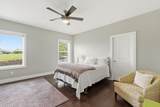 235 Augusta Ave - Photo 15