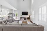 235 Augusta Ave - Photo 6