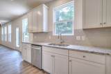 523 Montrose Dr - Photo 9