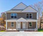 922 E Happy Hollow Dr - Photo 1