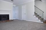 138 Academy Sq - Photo 2