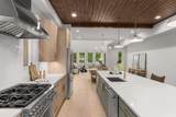 2305 Eastland Ave - Photo 13