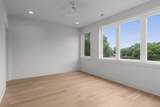 2305 Eastland Ave - Photo 31
