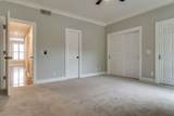 2040 Graybar Ln - Photo 17