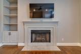 2040 Graybar Ln - Photo 9