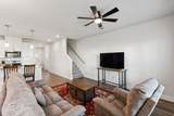 738 Prairie View Dr - Photo 11