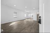 214 Owen St - Photo 2