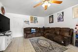 613 Hillsboro Rd - Photo 4