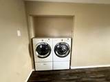 410 Manor Dr - Photo 2