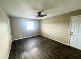 410 Manor Dr - Photo 3