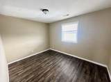 410 Manor Dr - Photo 4