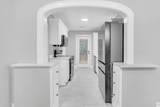 110 E Mcknight Dr - Photo 18