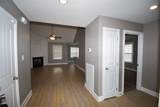 207 Geneva Ln - Photo 3