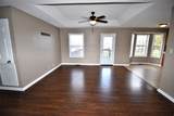 1305 Hand Dr - Photo 2