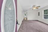 1220 Vine St - Photo 3