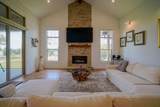 1043 Emerald Valley Dr - Photo 16