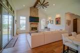 1043 Emerald Valley Dr - Photo 17