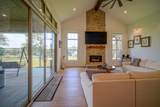 1043 Emerald Valley Dr - Photo 18