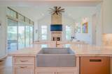 1043 Emerald Valley Dr - Photo 28