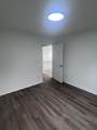 612 E Madison St - Photo 15