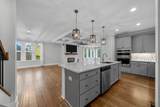 3006 Hedgelawn Dr - Photo 19