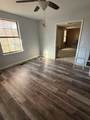 129 Oak St - Photo 4