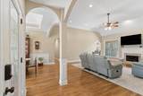 1038 Briarwood Dr - Photo 9