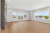 1121 Lawrence Ave - Photo 14