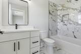 1121 Lawrence Ave - Photo 29