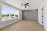 1121 Lawrence Ave - Photo 31