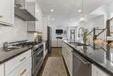 916 Montrose Ave - Photo 3