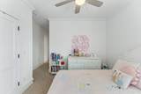 916 Montrose Ave - Photo 9