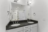 916 Montrose Ave - Photo 10