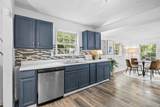 883 Carter St - Photo 11