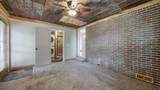 1005 Pinewood Ct - Photo 14