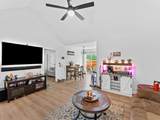 1007 Tyler Dr - Photo 5