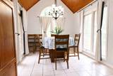 2307 Hamlin Dr - Photo 11