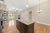 2065 Stratford Ln - Photo 13