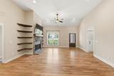 2065 Stratford Ln - Photo 8