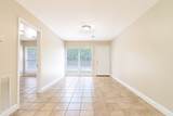 211 Oak St - Photo 3