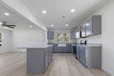 711 Walter - Photo 12