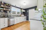 2902 Teakwood Dr - Photo 4