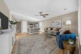 323 Wisteria Ln - Photo 2