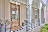 901B Gale Ln - Photo 2